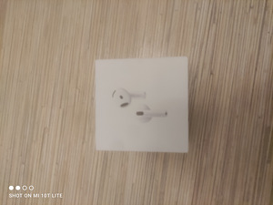 Airpods 4 (ANC) (1 foto / 1)