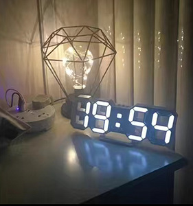 3D LED digitaalne kell (3 foto / 3)