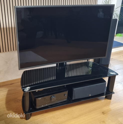 ТВ-стол с креплением под телевизор (фото #1)