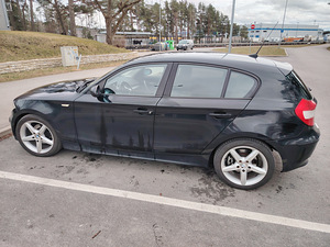 BMW 120D (3 foto / 11)