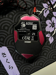 A4Tech Bloody V7 Mänguhiir (4 foto / 4)