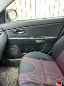 Müüa Mazda 3BK 2005 varuosadeks (7 foto / 7)