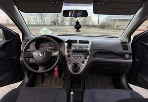 Honda Civic (8 foto / 15)