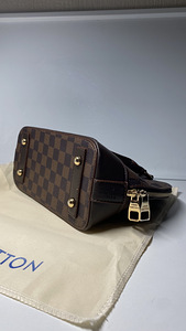 Louis Vuitton Bag (2 foto / 4)