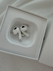 AirPods 3 gen (4 foto / 4)