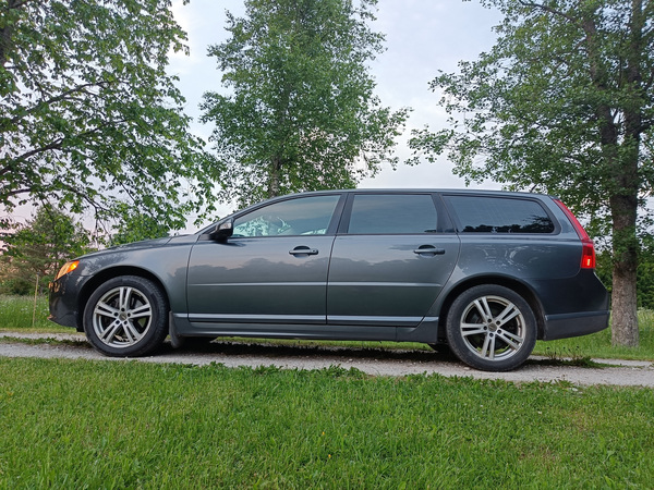 Volvo V70 2,4 120kW