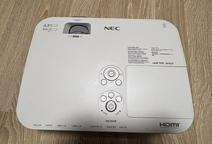 NEC projector (3 foto / 4)