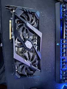 AORUS GeForce RTX 2070 8G (3 фото из 3)