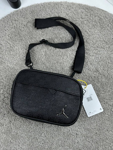 Nike Jordan Monogram Bag (4 foto / 6)