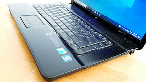 HP Compaq 610 15,6"/C2D/4GB/320GB/2h (6 foto / 10)
