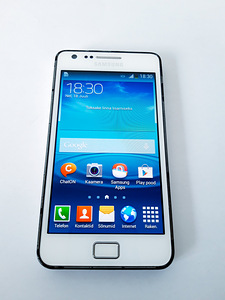 Samsung Galaxy S2 Plus 8GB White (5 foto / 9)