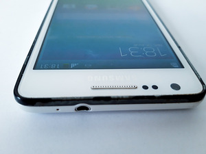 Samsung Galaxy S2 Plus 8GB White (7 foto / 9)