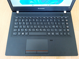 Lenovo E31-80 13,3"/i3-gen6/4GB/SSD128GB/W11 (4 foto / 10)