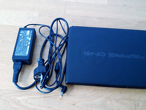 Acer Aspire One D720 (10 foto / 10)
