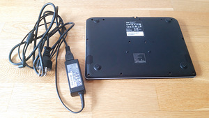 Acer Aspire E 11 Cel/4GB/500GB/4h (9 foto / 9)