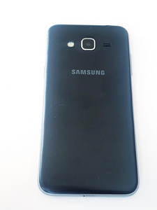 Samsung Galaxy J3 Black 2016 (6 foto / 7)