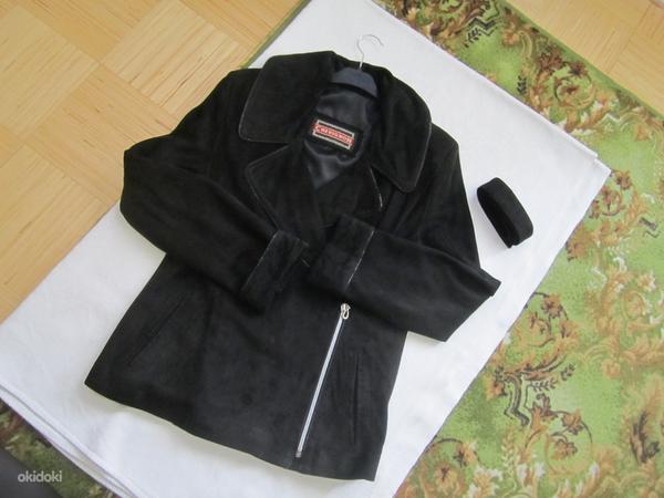 Кожаная женская куртка размер L-M (фото #1)