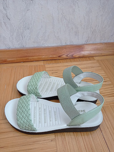 Босоножки р 35, 36 (6 фото из 10)