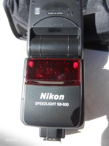 Nikon Speedlight SB-600 (фото #2)