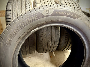 Suverehvid Bridgestone Turanza 6 235/55 R18 (235/55/18)