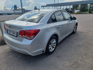Продам Chevrolet Cruze (6 фото из 7)