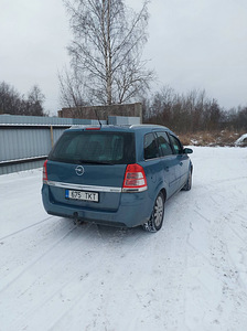 Opel zafira (5 фото из 8)