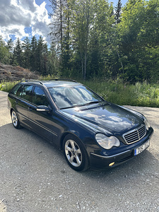Mercedes Benz C270 (4 foto / 8)
