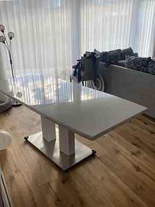 Söögilaud ja 4 tooli (5 foto / 6)