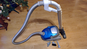 Пылесос Electrolux 1800W (1 фото из 8)