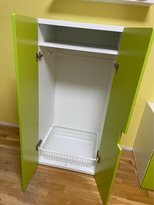 Шкафы для детской комнаты ikea 2 шт. (3 фото из 3)