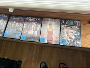 Battlestar Galactica DVD täiskomplekt (3 foto / 4)