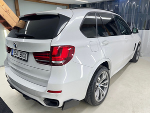 BMW X5 F15 M-пакет B&O 3.0 R6 190kW (4 фото из 12)