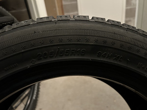 Lamellrehv 205/55 R16 SAILUN ICE BLAZER ARCTIC 94H XL (3 foto / 5)