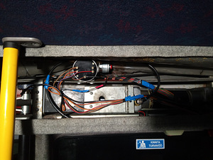 MB 815D klaasist küljeuks õhuseadmega. (2 foto / 2)