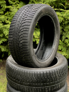 Hankook шины 225/50/R17 (3 фото из 3)