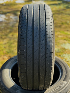 Продаются летние шины Michelin R17 205/55 (1 фото из 3)