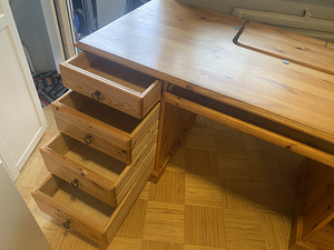 Puidust kirjutuslaud 160x75x75 (3 foto / 5)