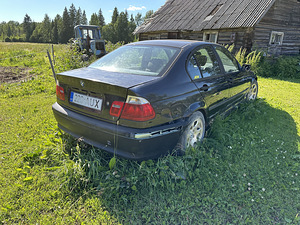 BMW 318i veerev kere (2 foto / 7)