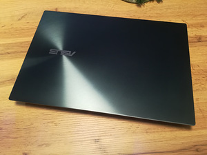 Müüa Asus Zenbook Pro Duo UX581LV (3 foto / 9)