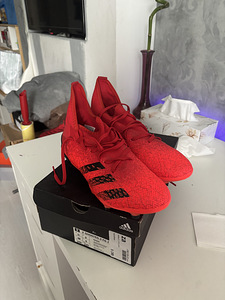Футбольные бутсы Adidas X (1 фото из 2)