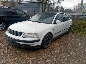 Vw Passat 1.9Tdi (10 foto / 10)