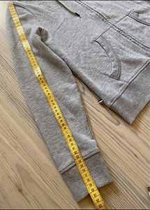 Tommy Jeans pusa, suurus S (5 foto / 8)
