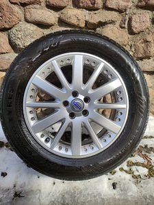 R 18 235/60 комплект лит.дисков с летней резиной на Volvo XC (6 фото из 7)