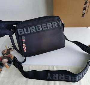 Сумка через плечо burberry (2 фото из 7)
