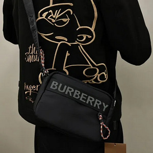 Сумка через плечо burberry (6 фото из 7)
