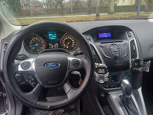 Ford Focus 2012 1,6 бензин+LPG газ (6 фото из 6)