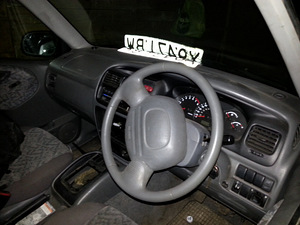 Suzuki Grand Vitara 2000 (3 foto / 3)