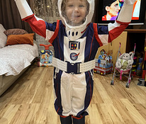 Laste astronautide kostüüm,karnevalikostüüm (s.104)