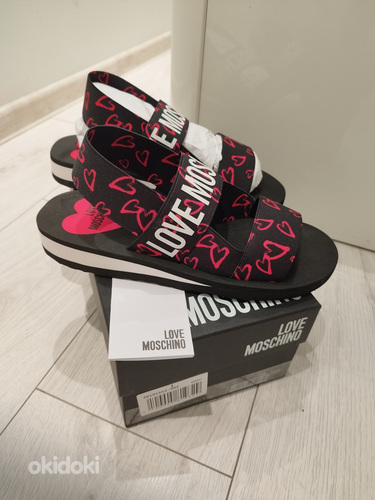 Moschino