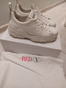 Valentino Garavani Red Valentino (1 foto / 7)